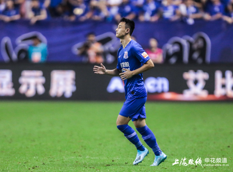 申花新援彭欣力虹口首秀 半场磨合攻防俱佳(组图)