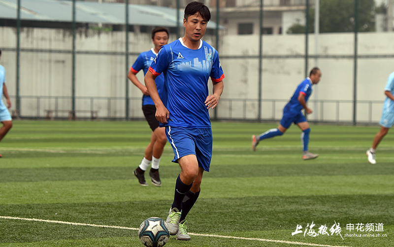 上海热线申花频道——祁宏领衔 老克勒明星队热身备战老甲a联赛(组图)