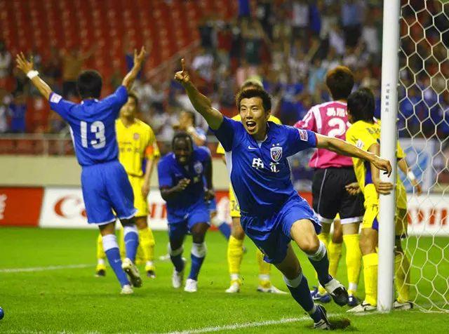 申花该不该仿效恒大奖励三将 75万元奖金背后信息